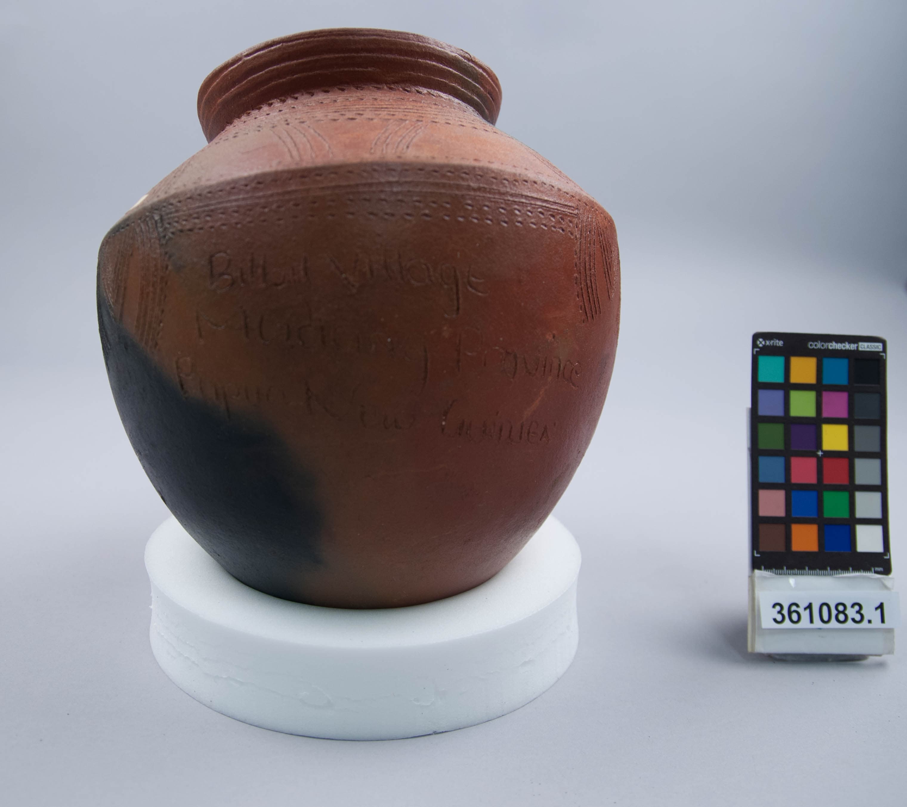 361083.1 clay (ceramic) vessel; pot