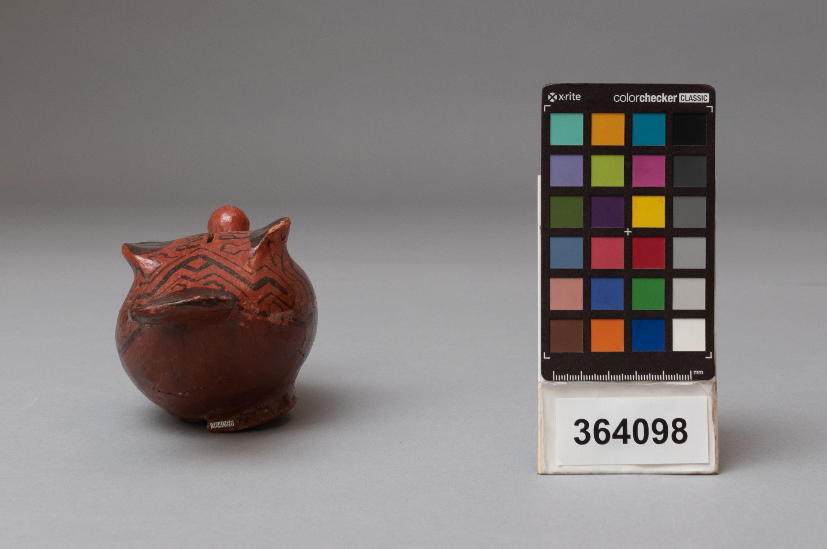 364098 clay (ceramic) vessel; bank