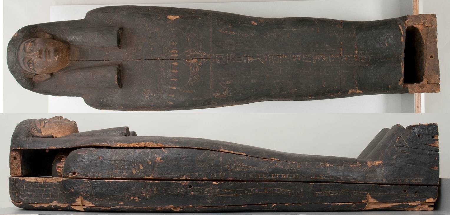 Two views of the coffin of Minirdis, from above (front) and one side.